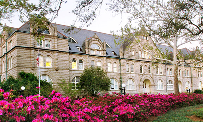 杜兰大学