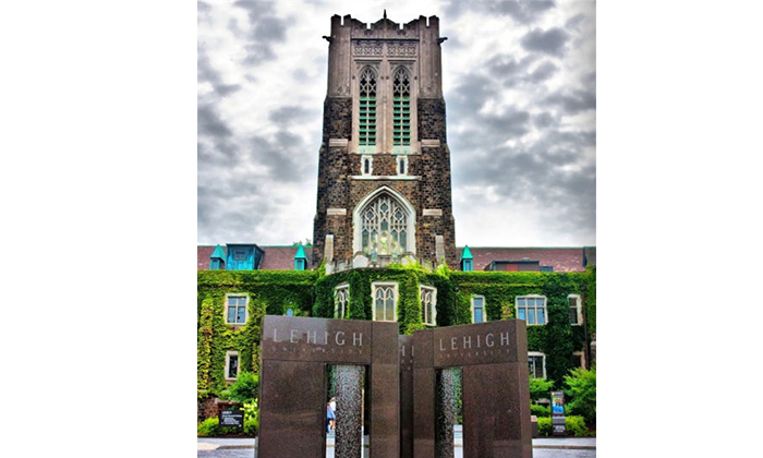 里海大学