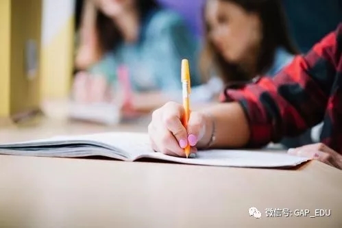 明德学院新生：你有自己的“人设”吗？